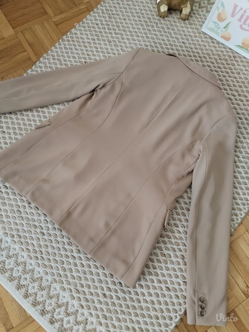 Pull and Bear novi blejzer XS/S