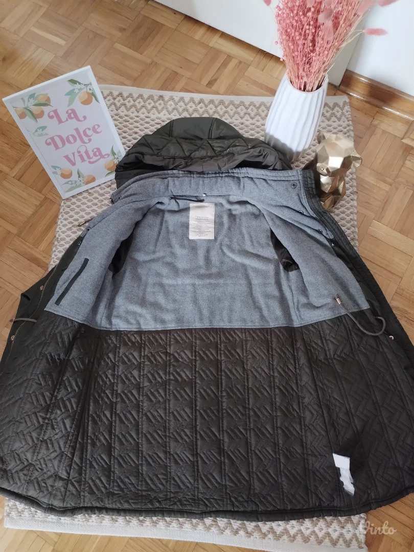 Zara top zimska jakna S/M