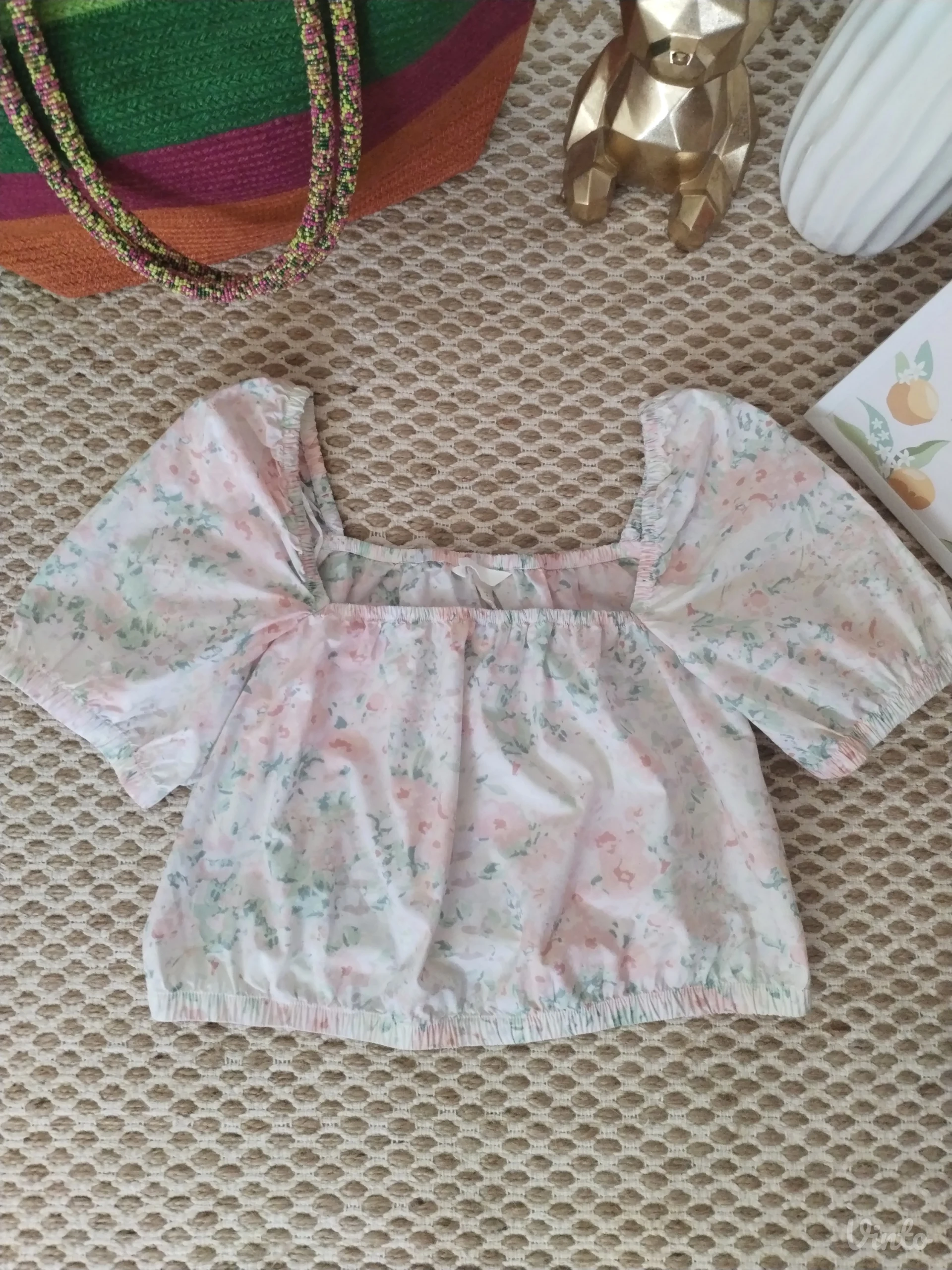 H&M lepa bluza-top