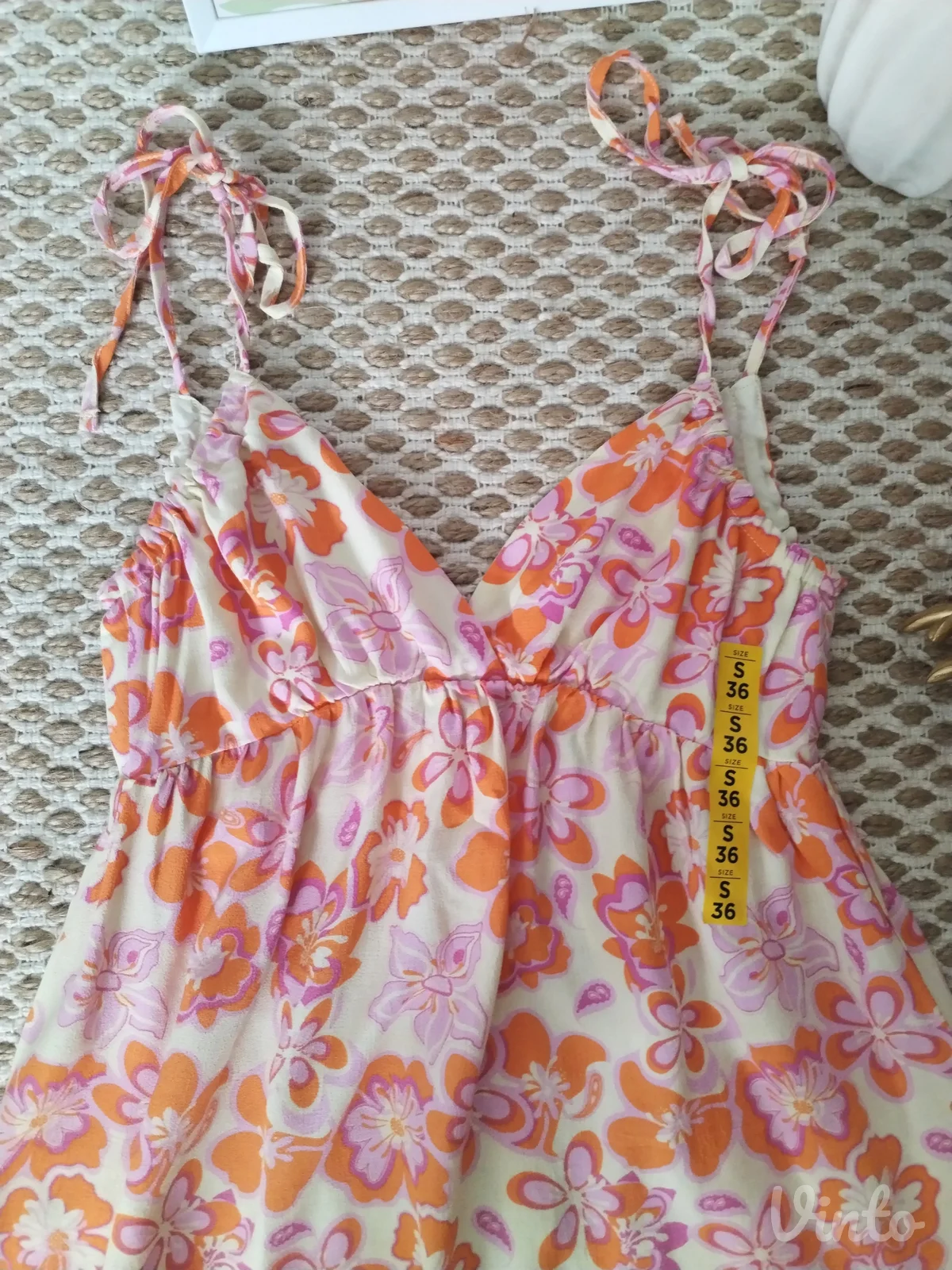 Pull and Bear haljina od viskoze XS/S
