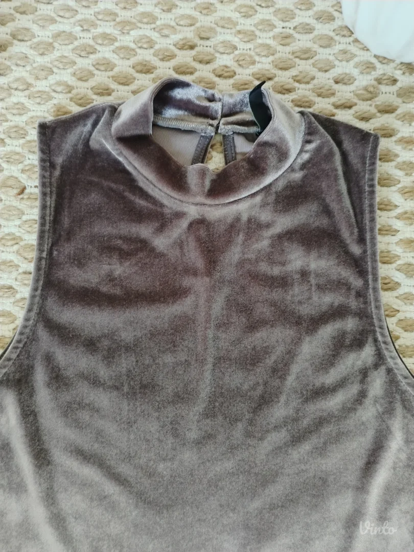 Stradivarius plišana polurolka S/M