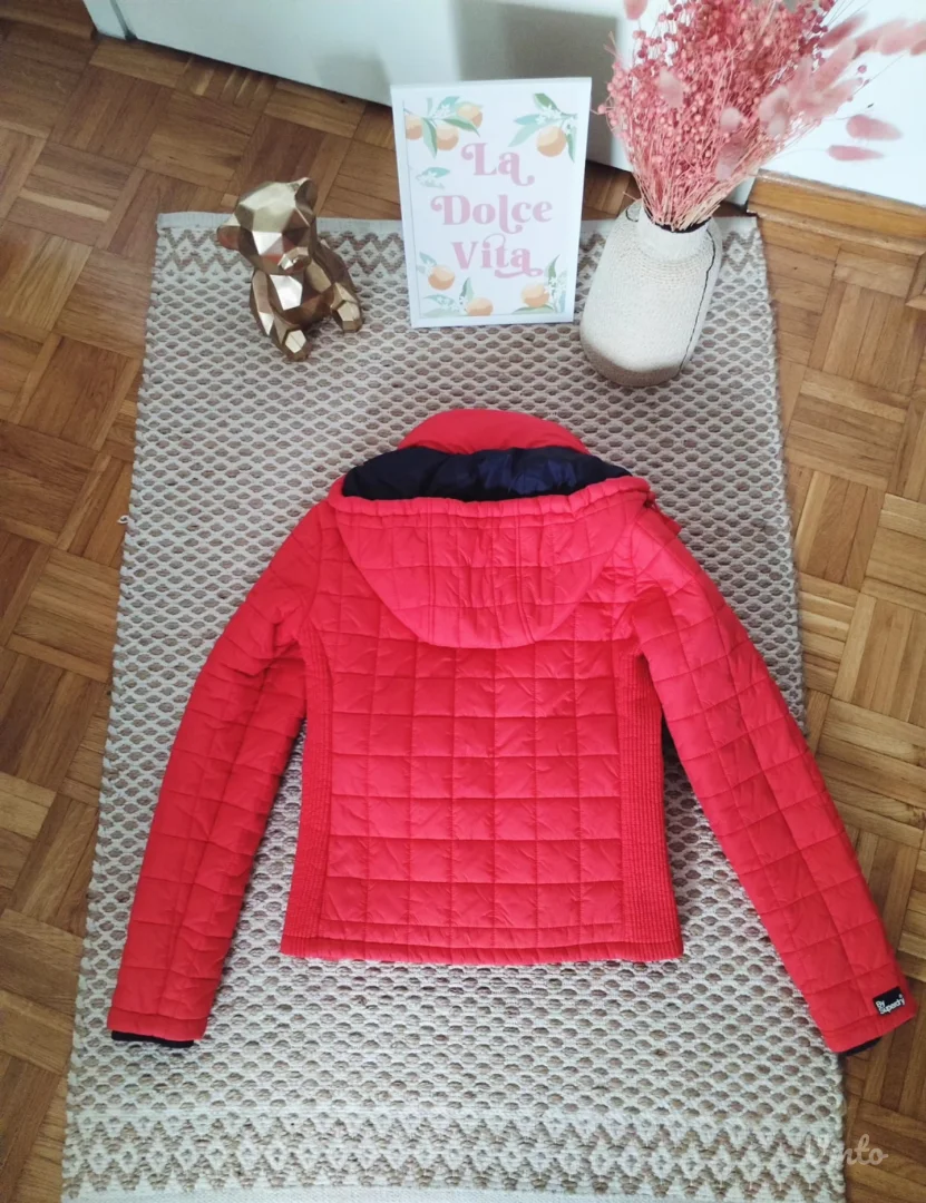 Superdry jakna za prelazno vreme S/M