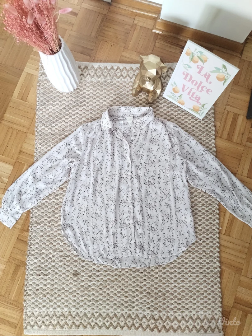 H&M nova cvetna bluza