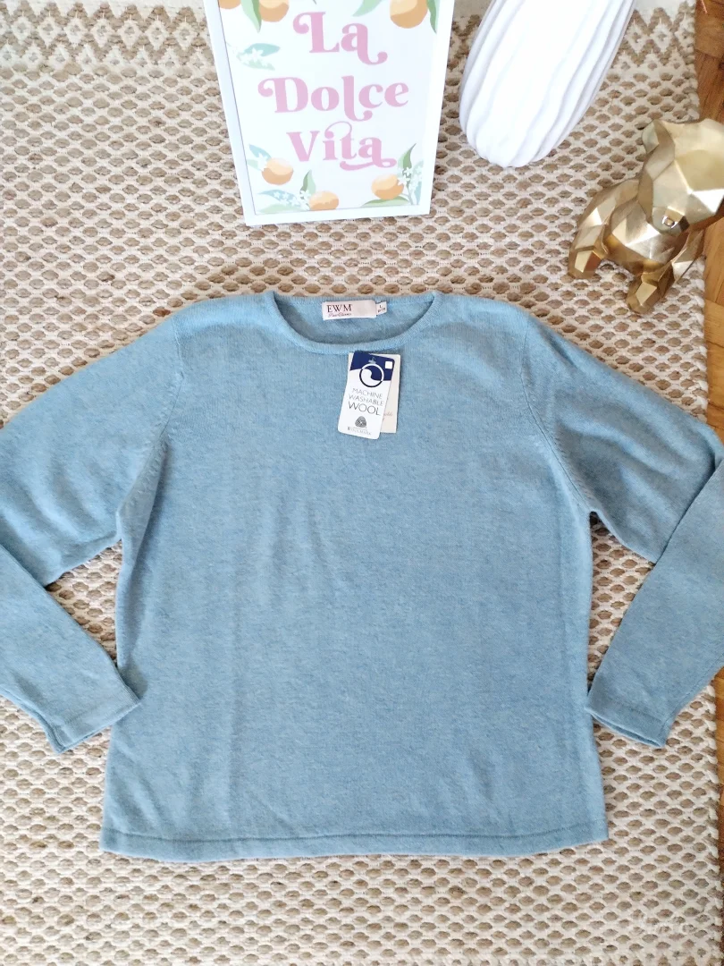 Novi džemper 100% vuna