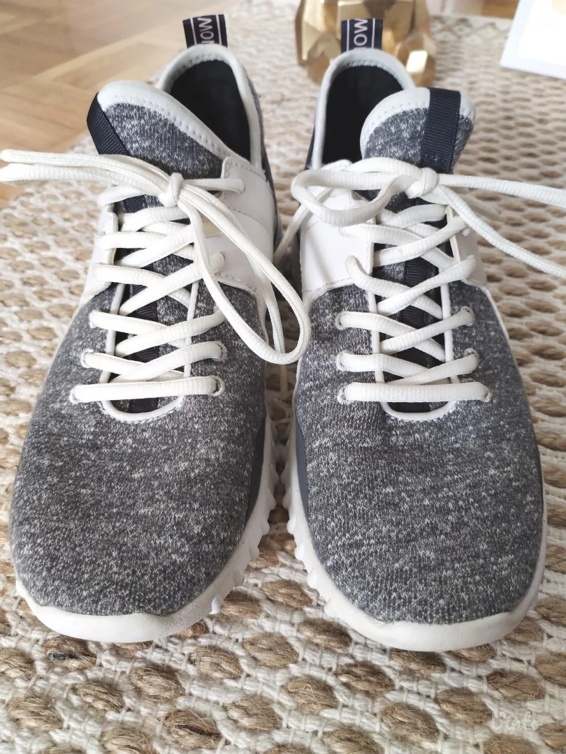 Bershka lagane patike