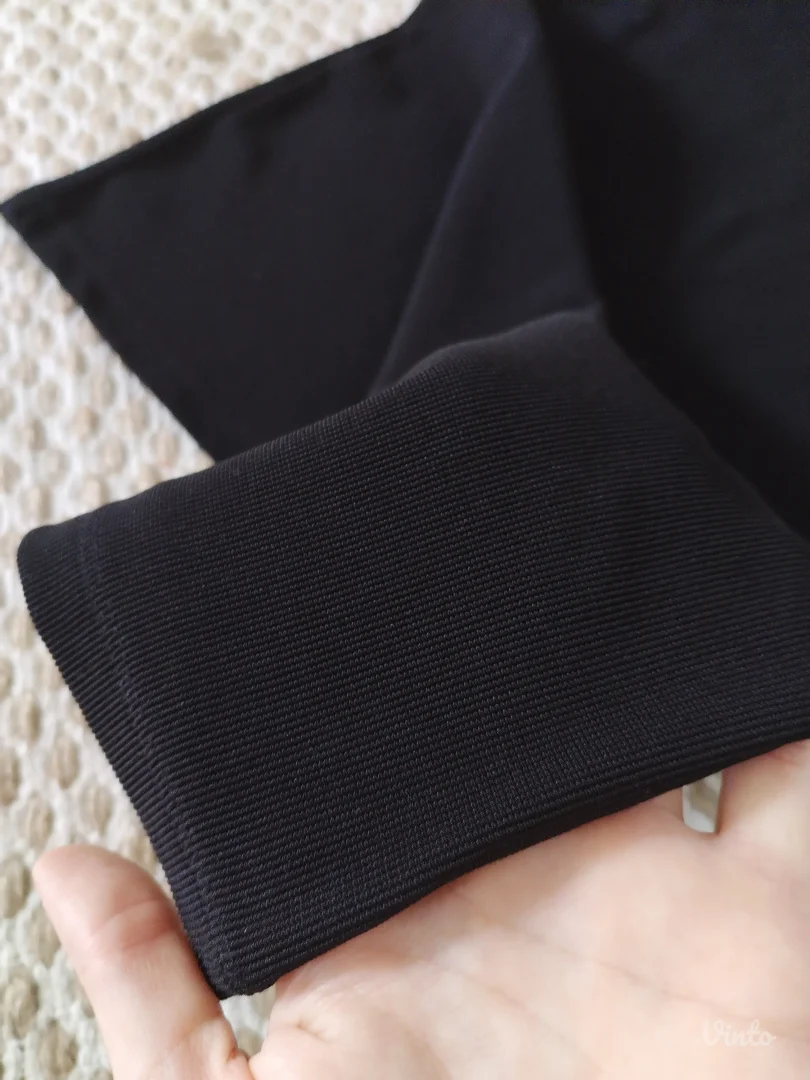 Bershka haljina sa lepezastim rukavima XS/S