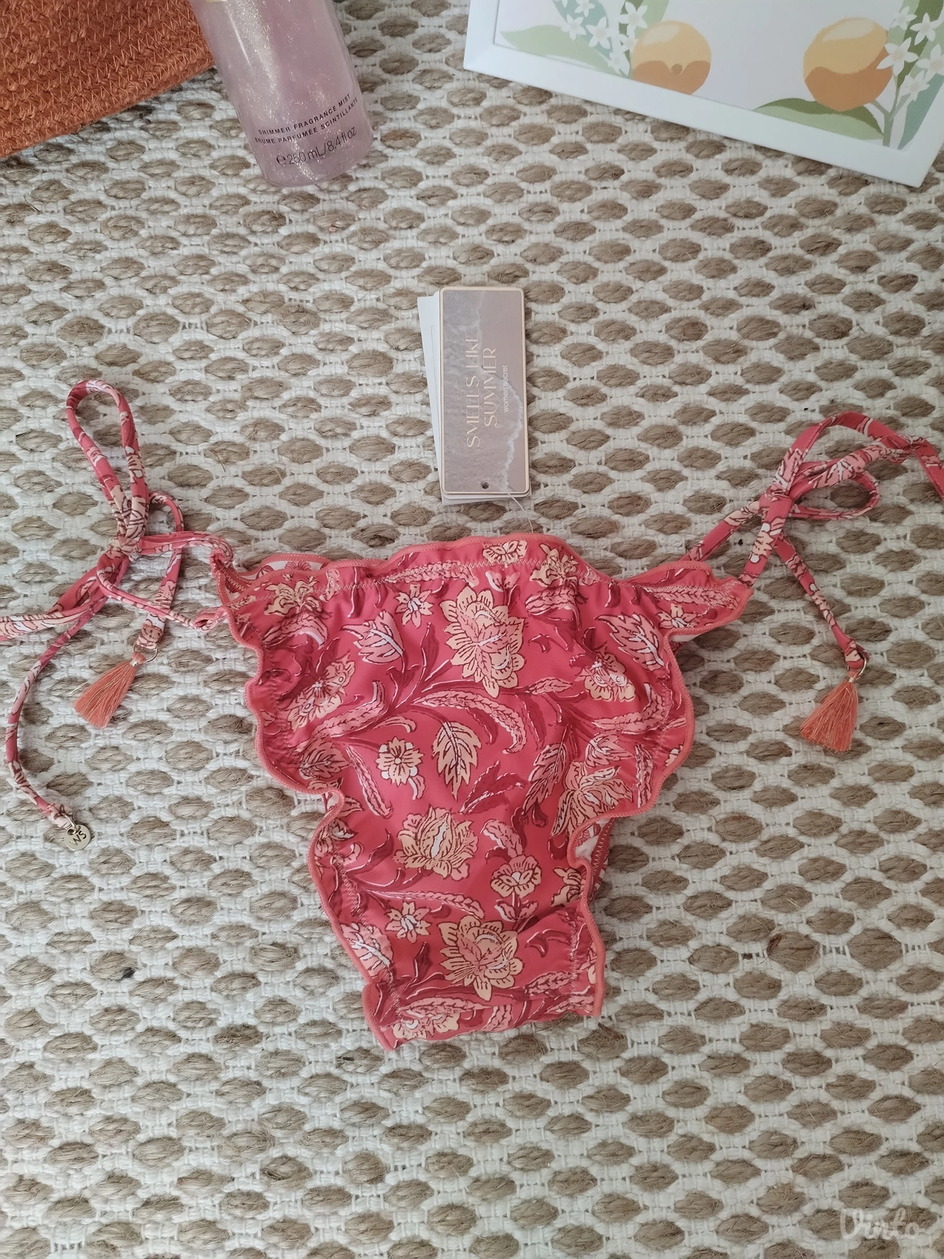 Women's secret novi donji deo bikinija sa dva lica