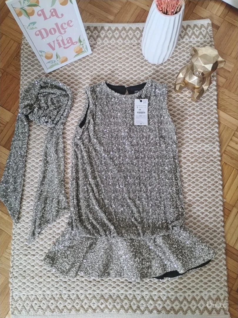 Zara nova šljokičava haljina S/M