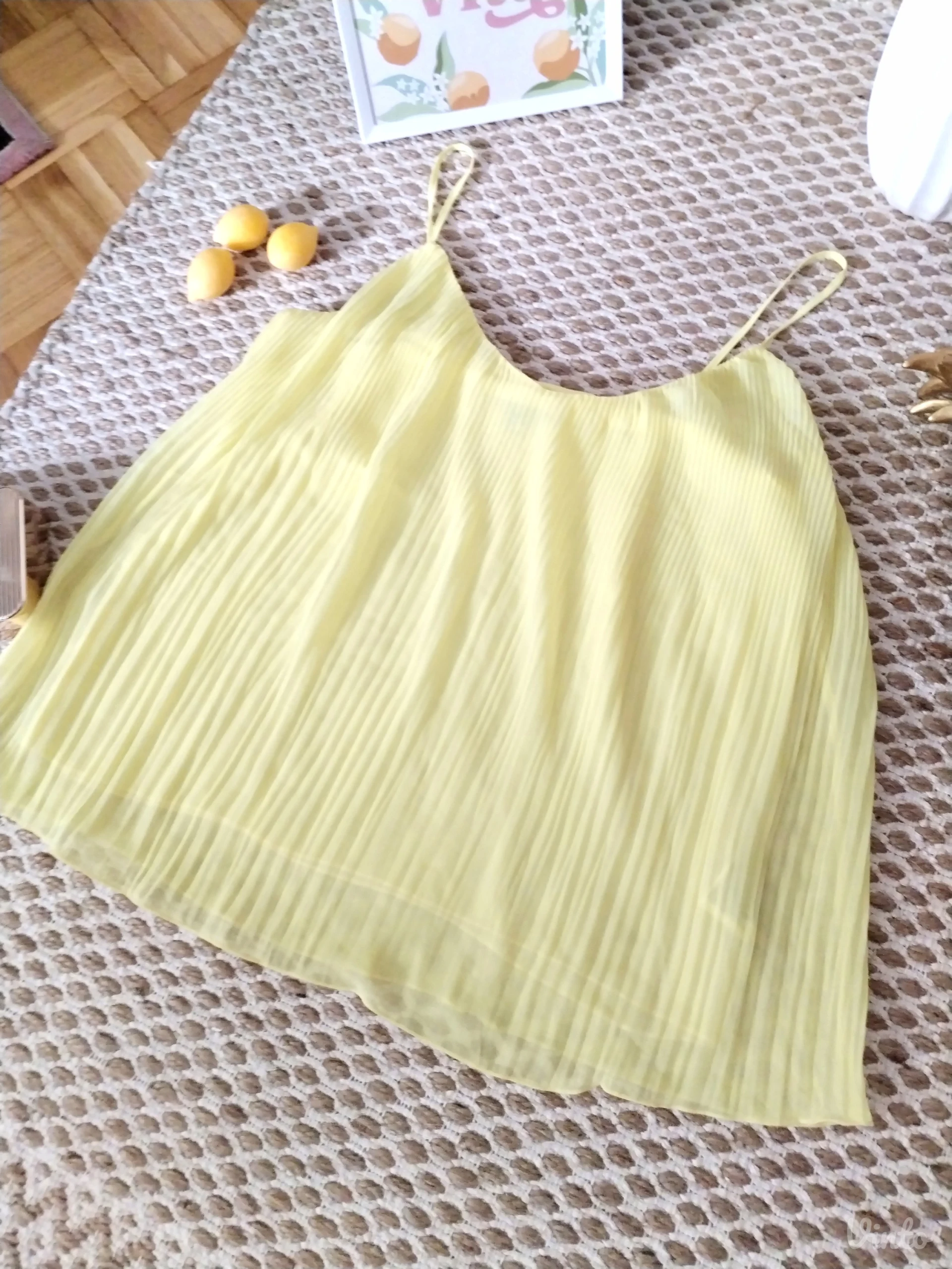 H&M plisirana bluza 36/38