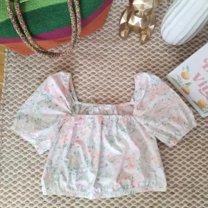 H&M lepa bluza-top