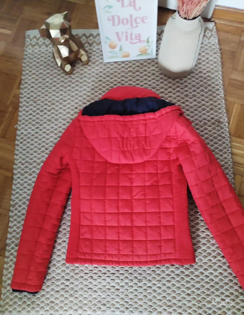 Superdry jakna za prelazno vreme S/M