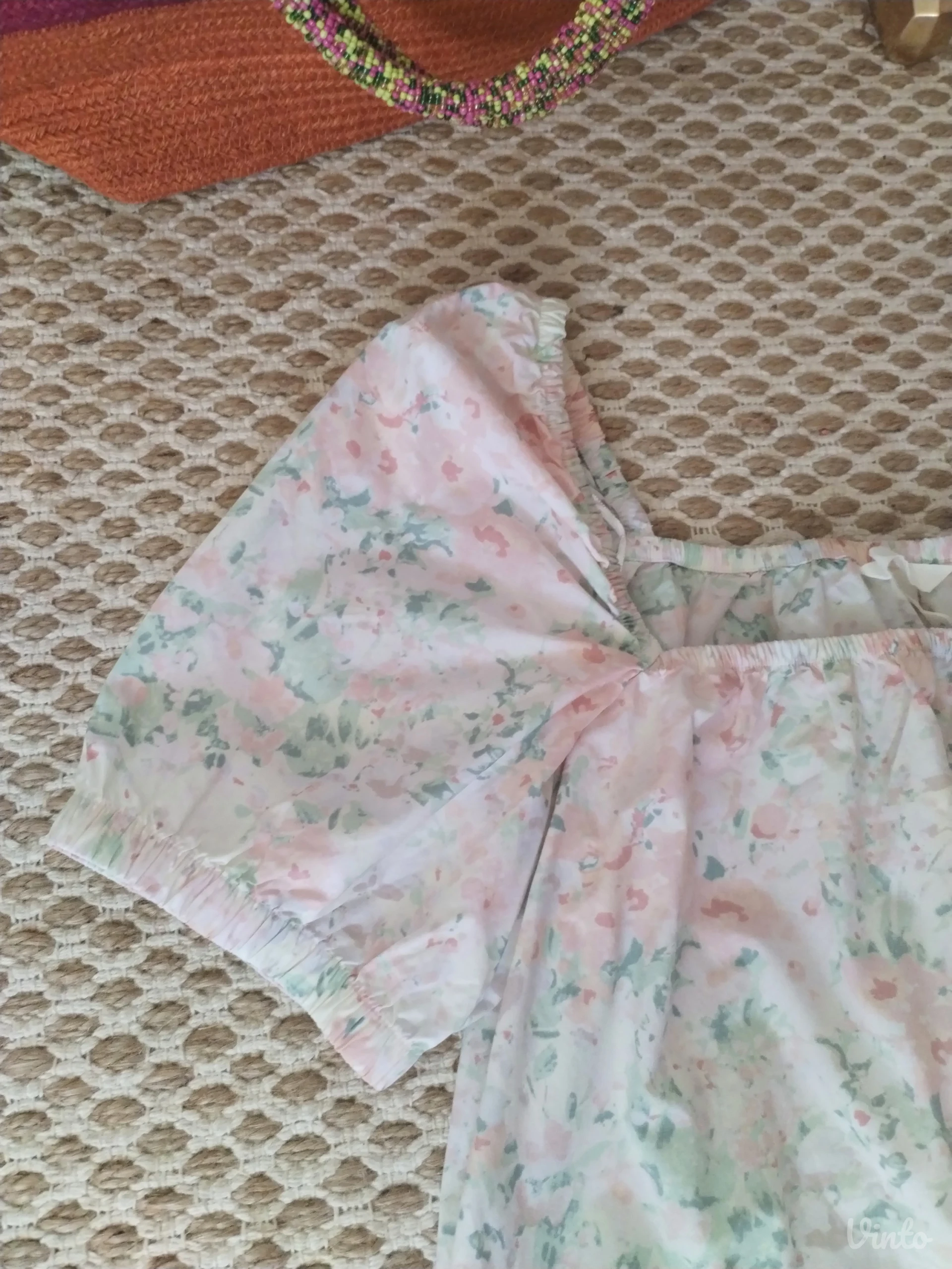H&M lepa bluza-top
