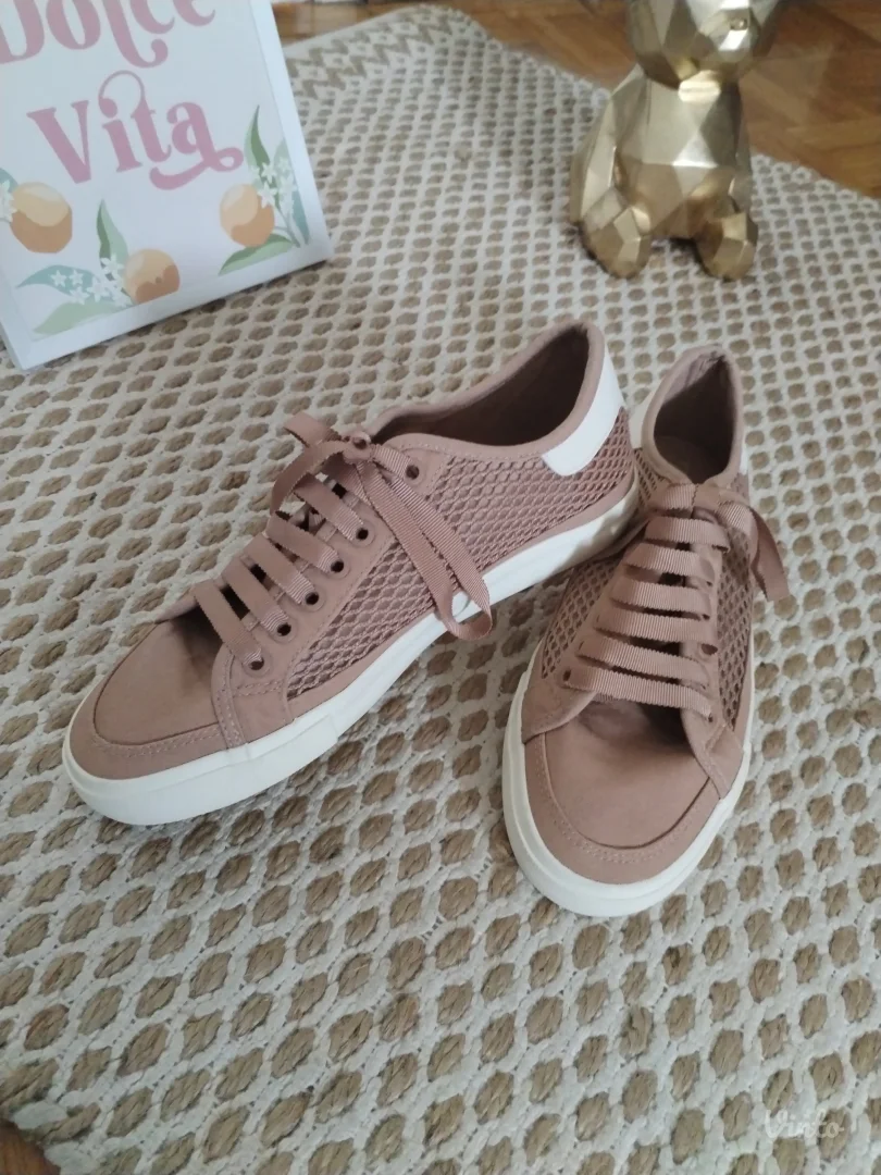 Zara nove platnene patike