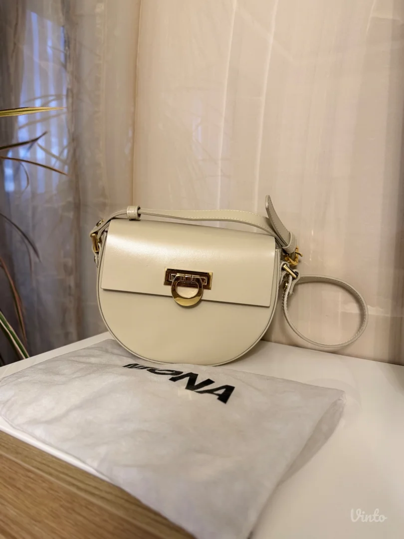 MONA kozna torba, potpuno ocuvana