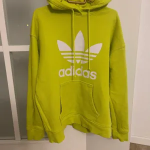 Adidas duks, kao nov! M vel