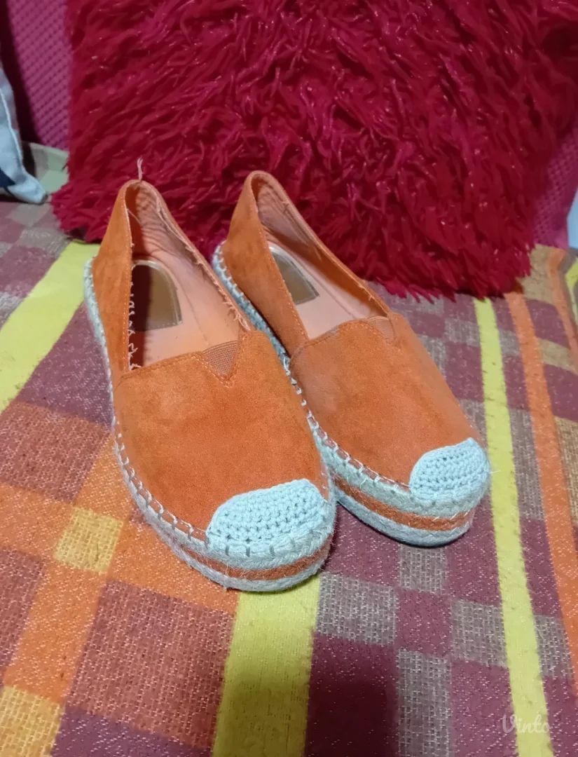 Mokasine narandzaste br 39