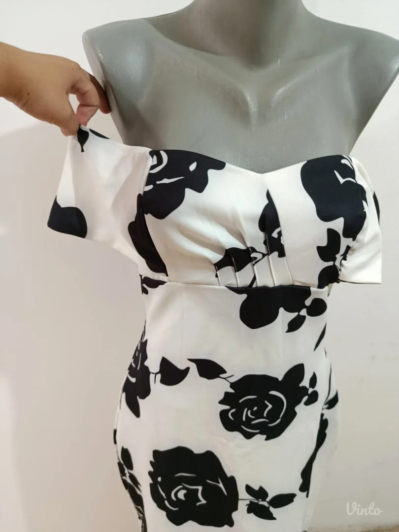 Haljina sa etiketom L