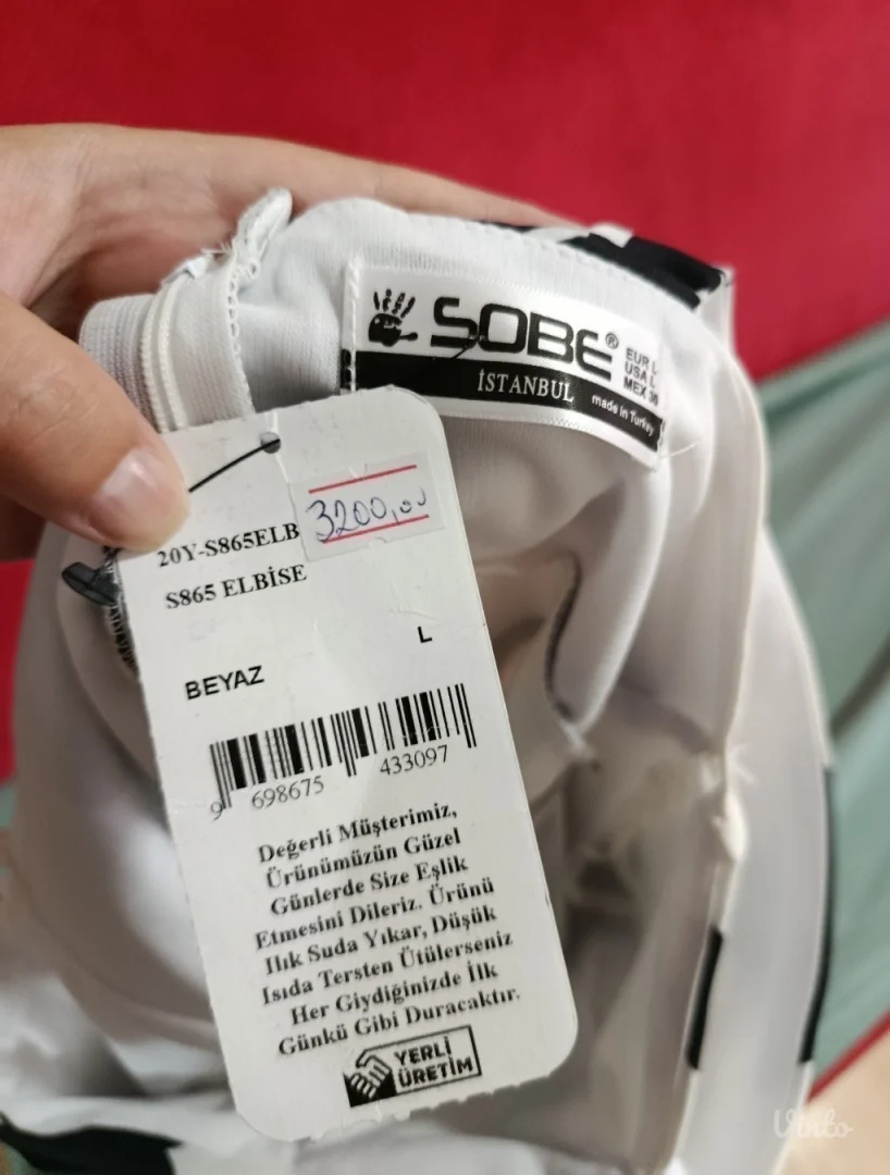 Haljina sa etiketom L