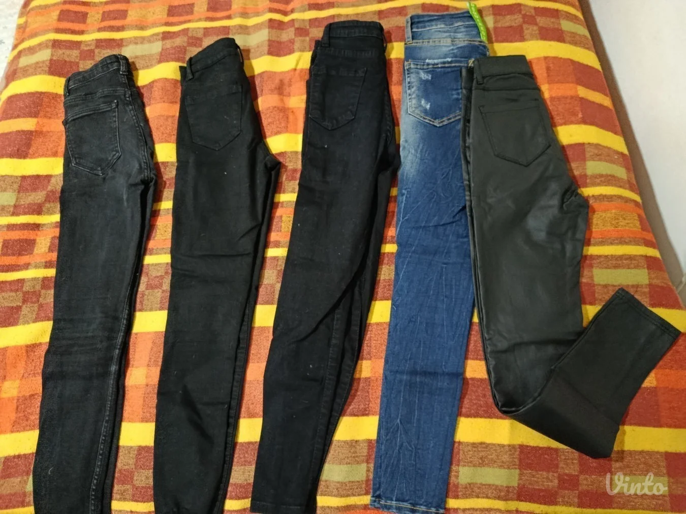 Lot pantalona xs