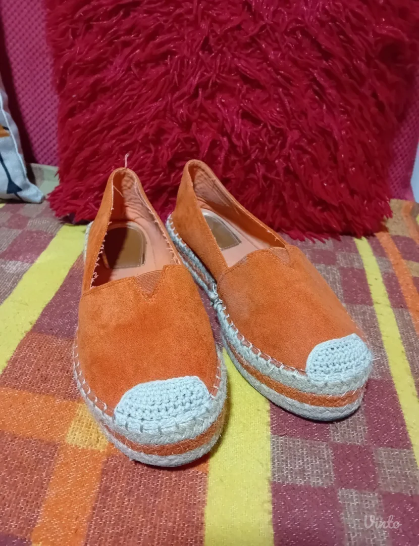 Mokasine narandzaste br 39