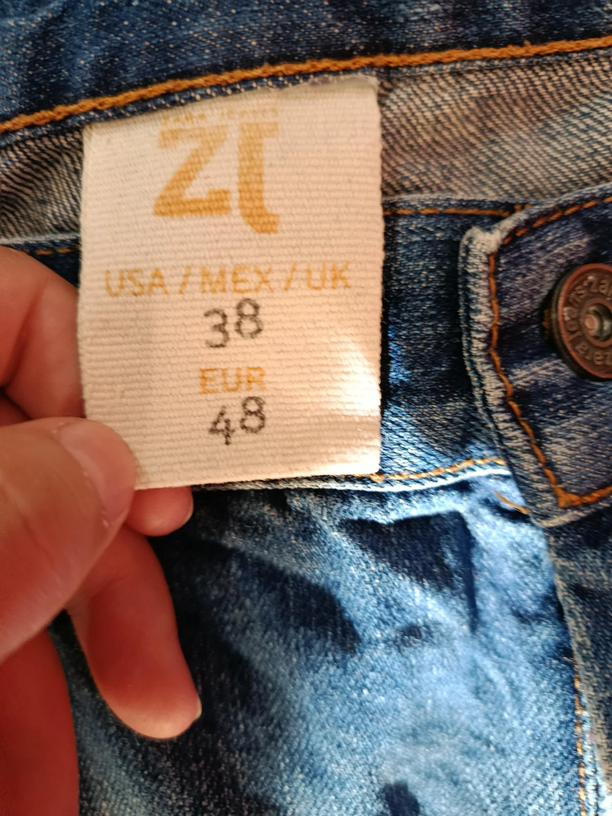 Zara farmerke 48
