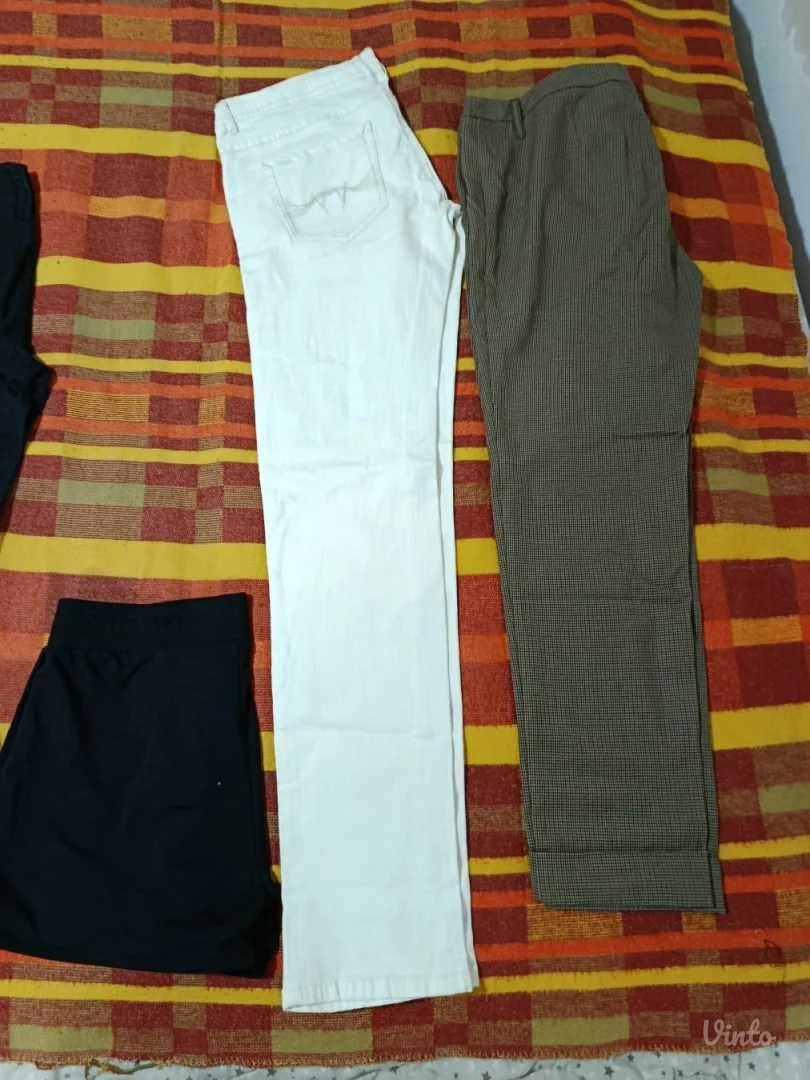 Lot pantalona L