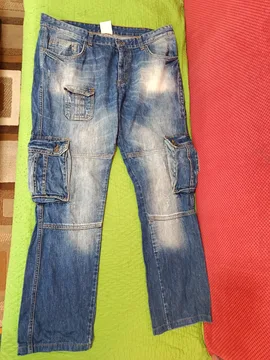 Zara farmerke 48