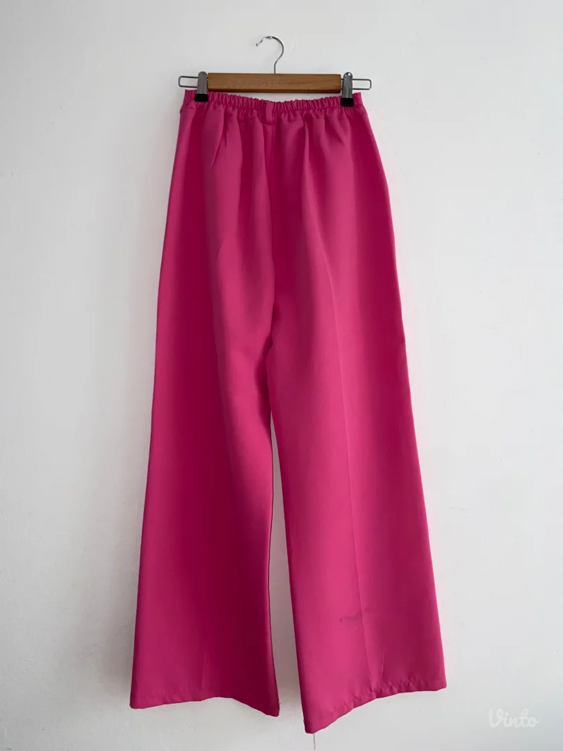 Pink pantalone