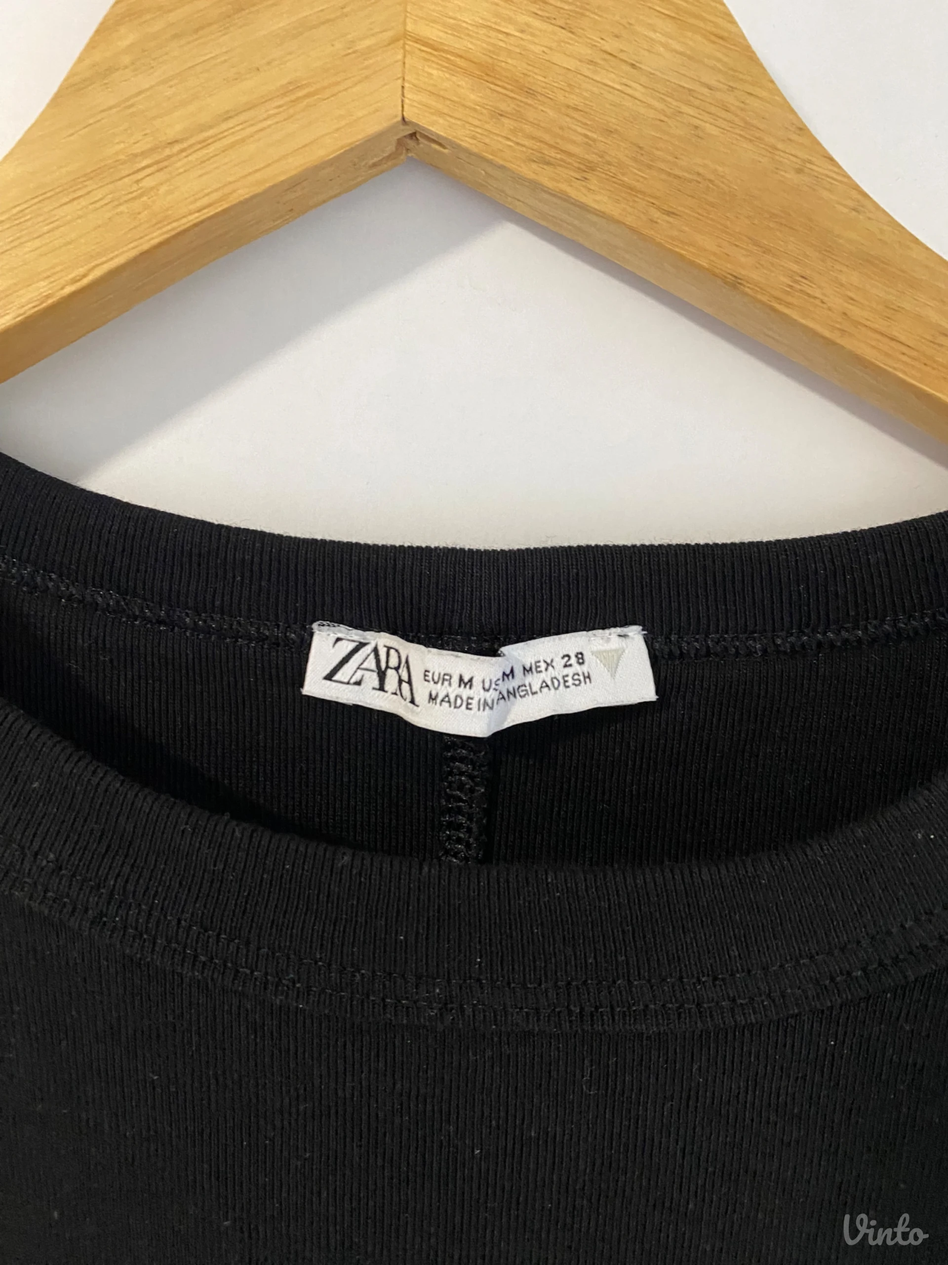 Zara crna majica