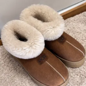 UGG cizme