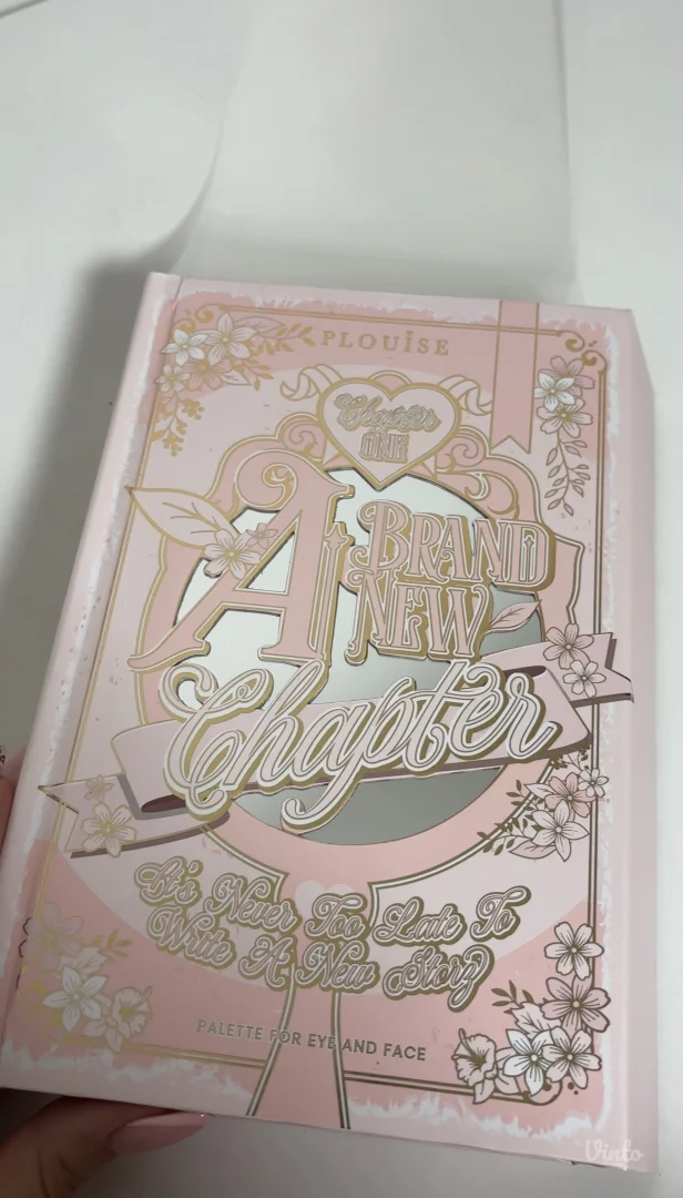 P.Louise Chapter paleta – NOVO