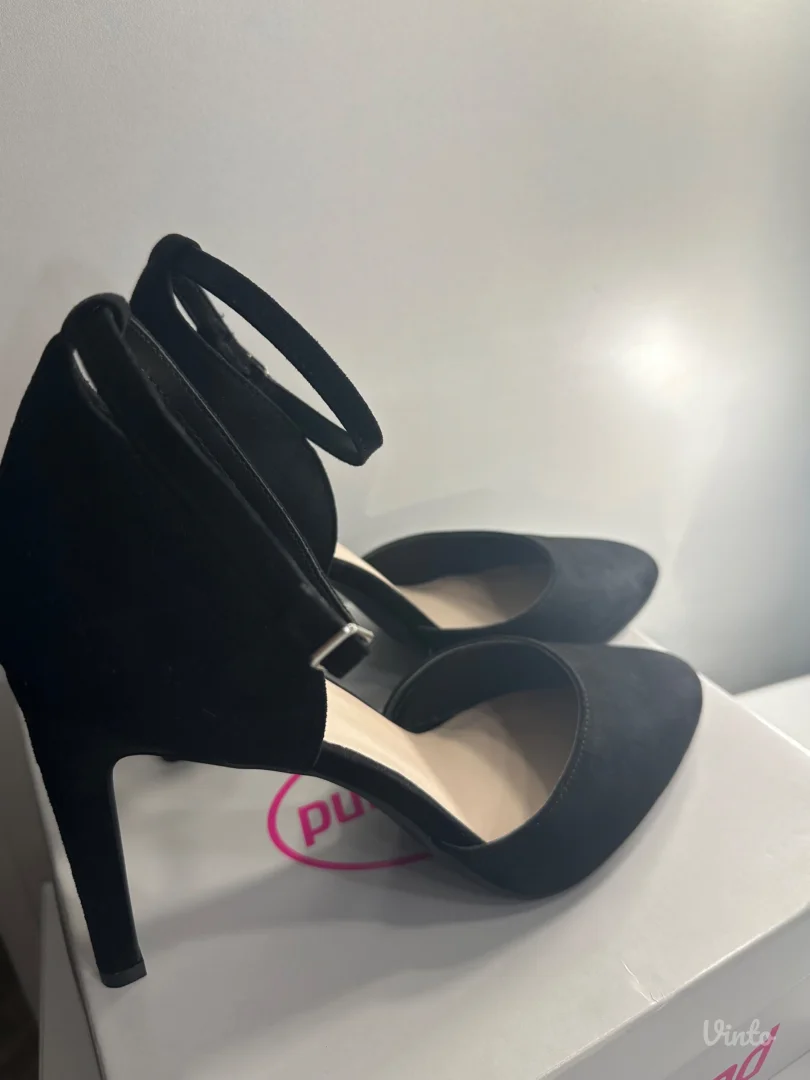 Crne ženske salonke