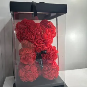 Ukrasni meda od ruza u kutiji