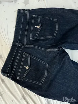 Bershka bootcut farmerke