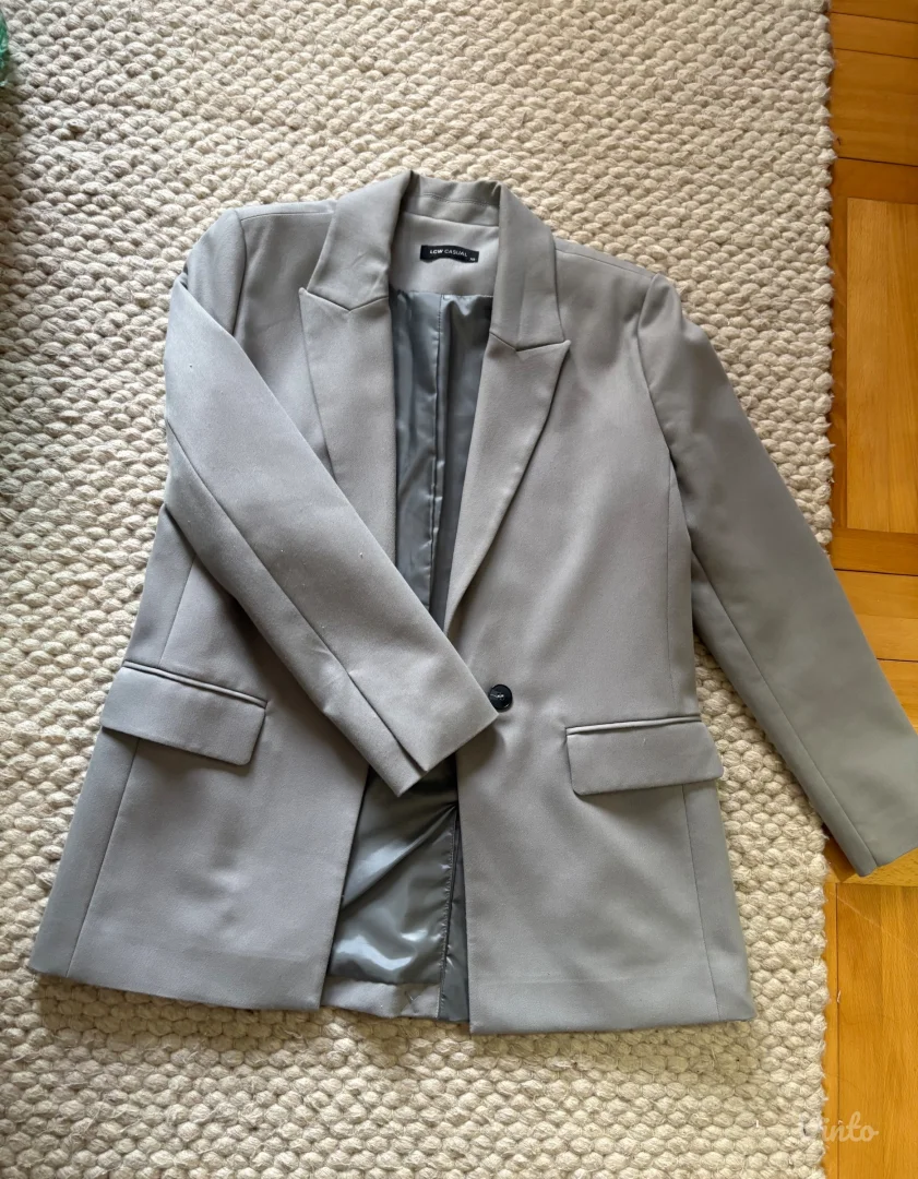 Sako Waikiki velicina xs/s oversized