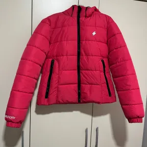 Superdry zenska jakna