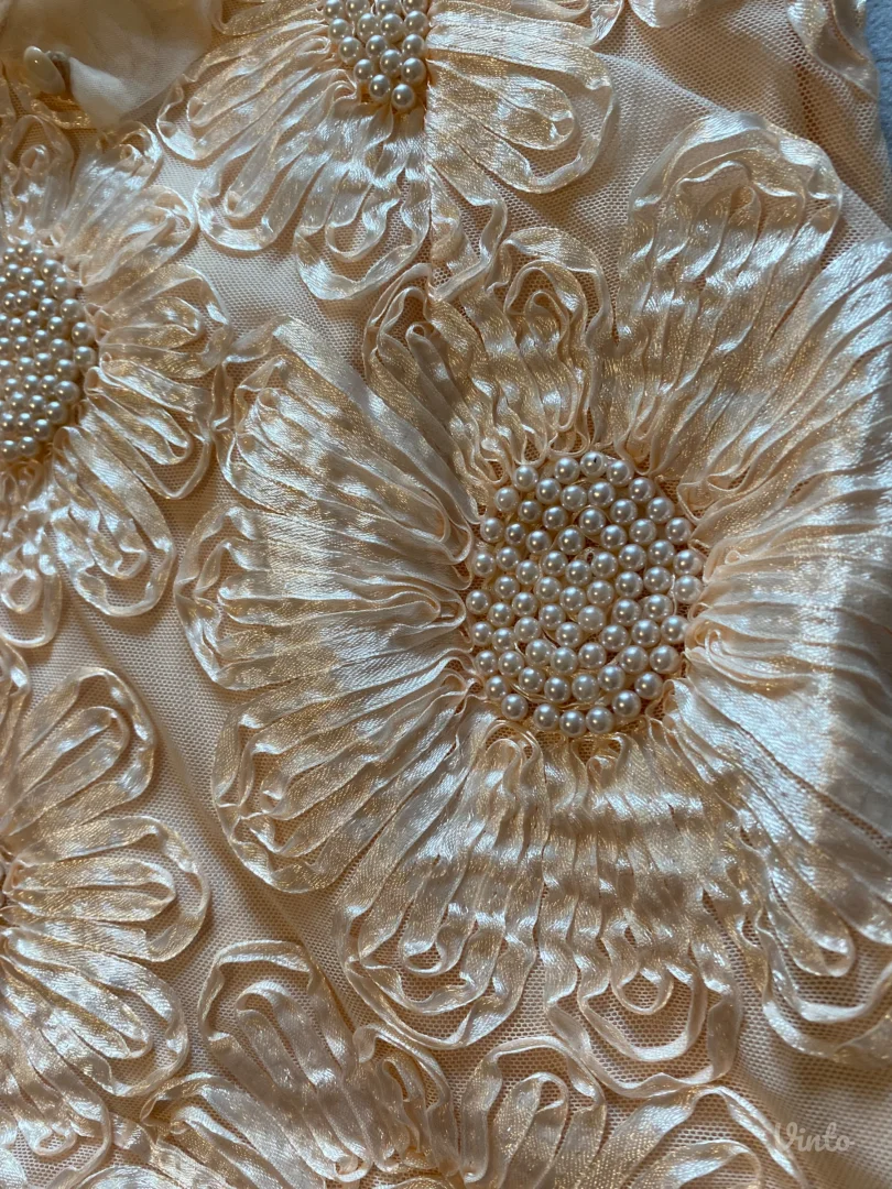 Nova svecana haljina