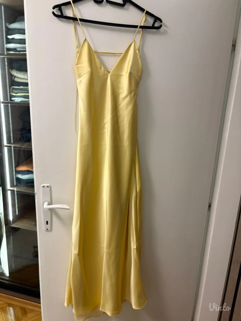 Viralna Zara haljina