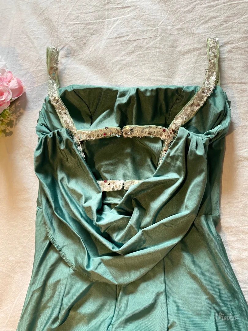 Prelepa svecana haljina