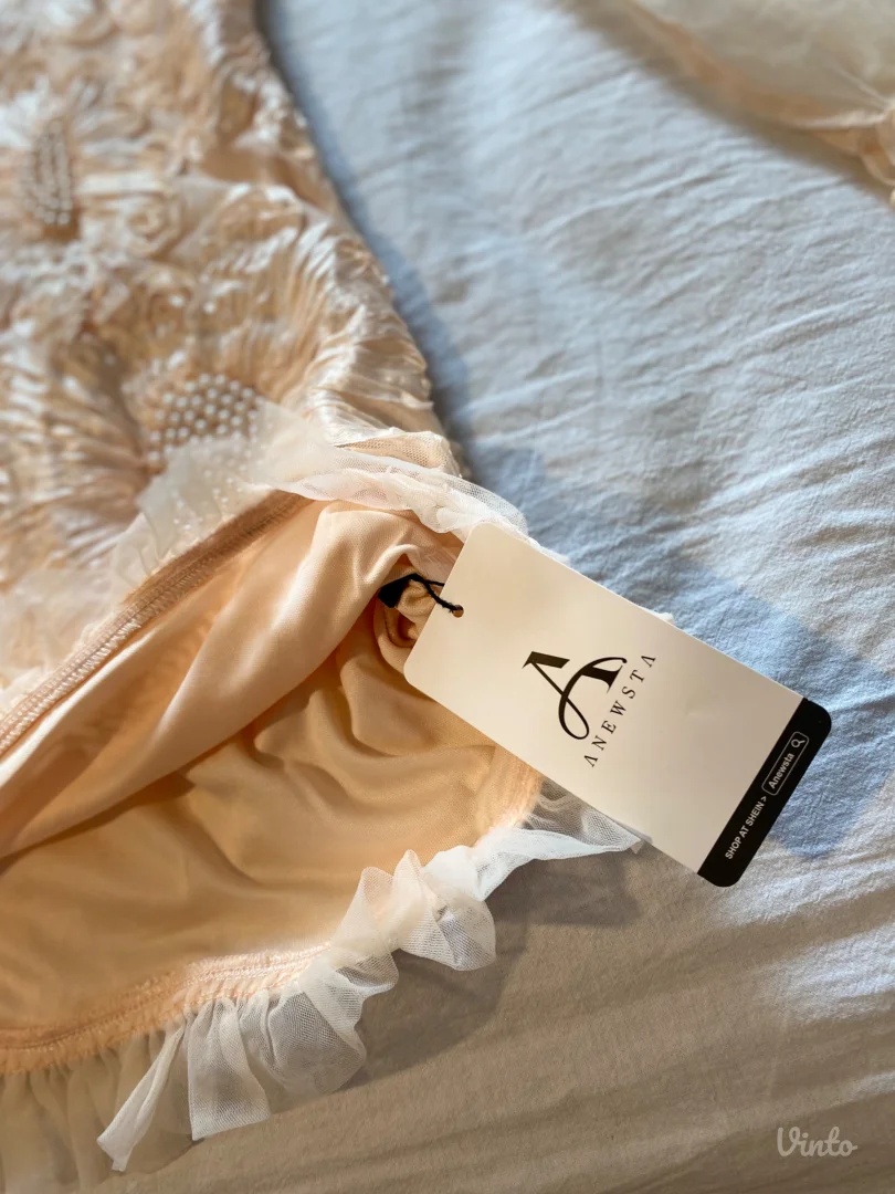 Nova svecana haljina