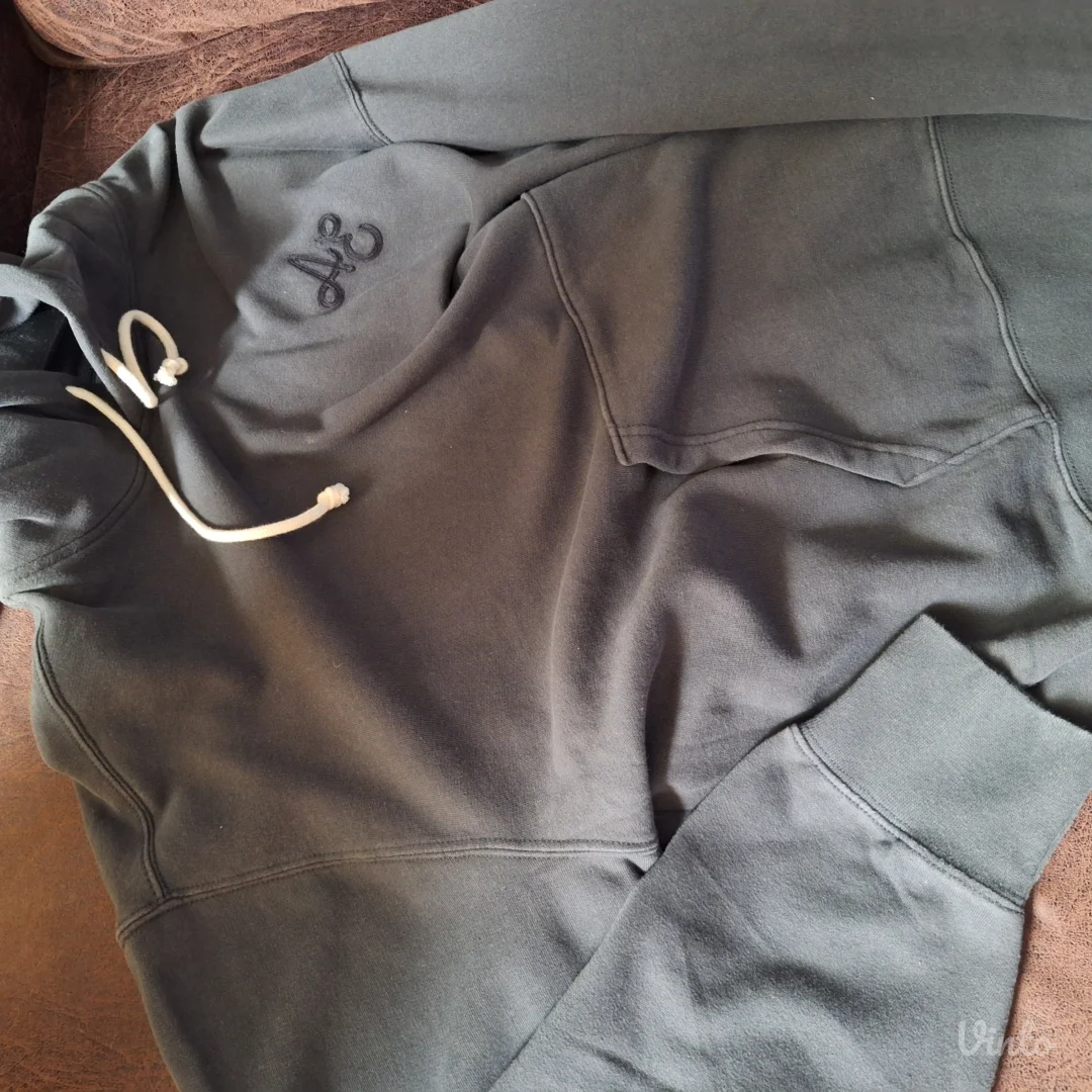 AMERICAN EAGLE DUKSERICA