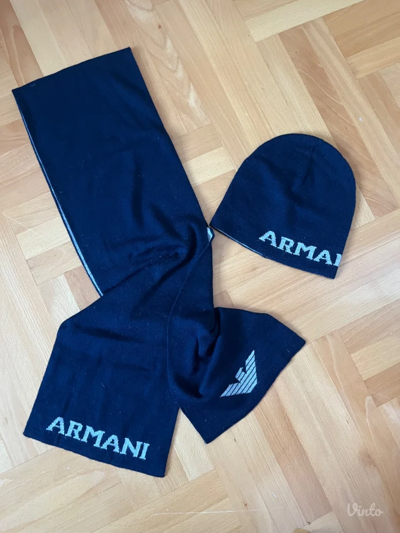 Armani Junior original šal i kapa