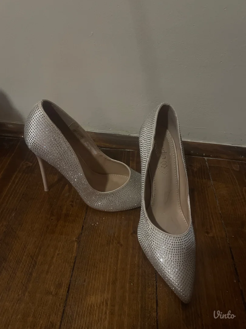 METRO stikle sa cirkonima 38