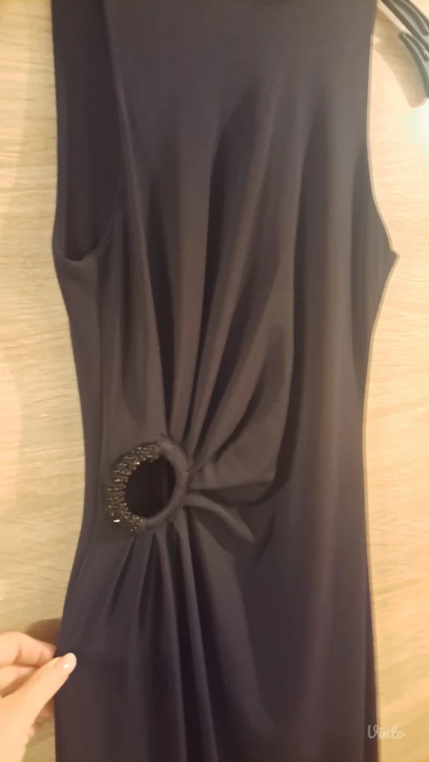 NOVA ZARA CRNA HALJINA