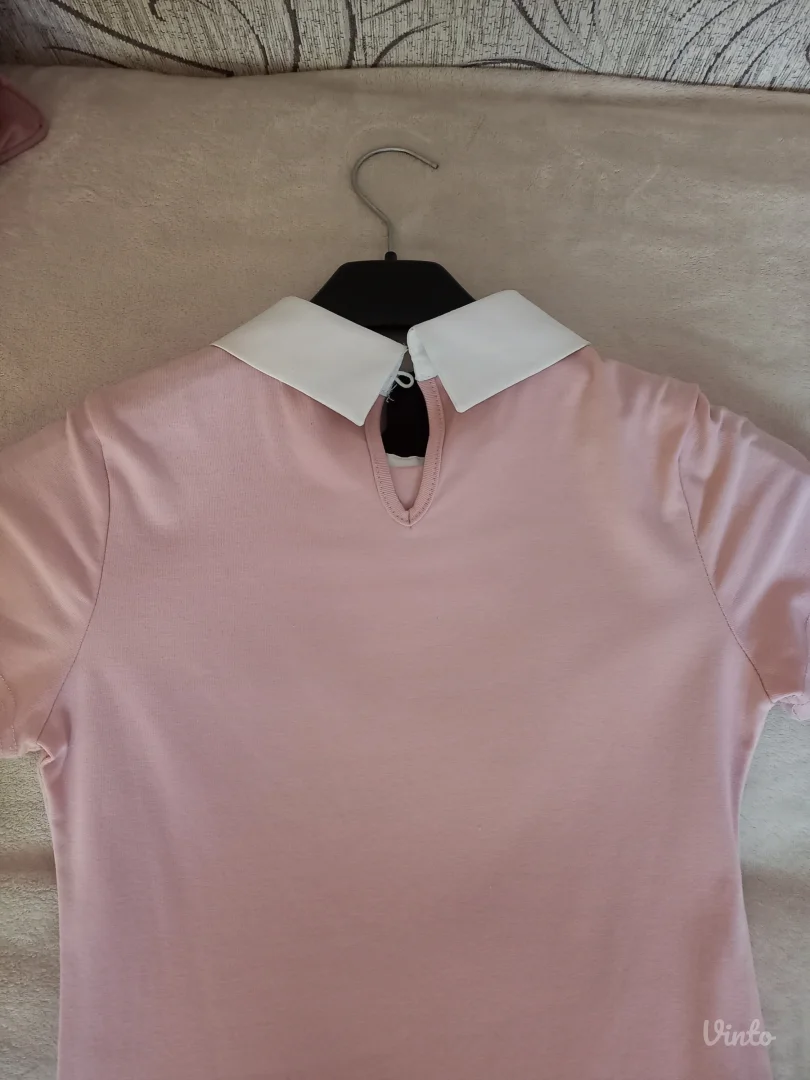 Roze haljina - uska, kratki rukav