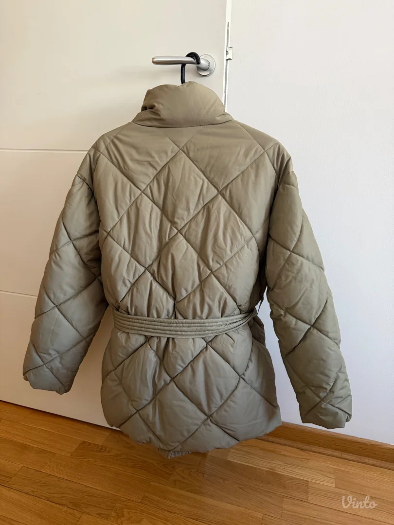 Reserved zimska jakna