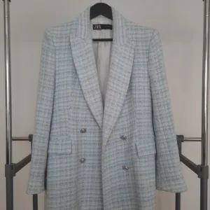 ZARA ženski sako tirkizno bele boje