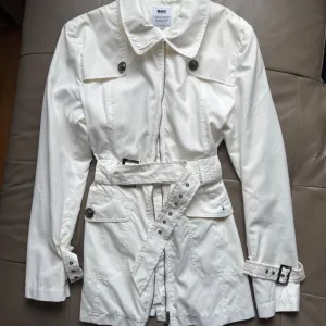 Mantil zenski L velicina