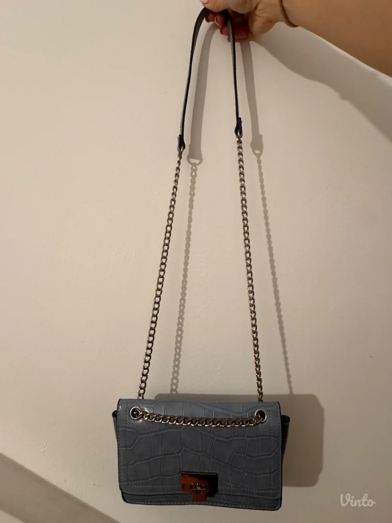 Stradivarius torbica