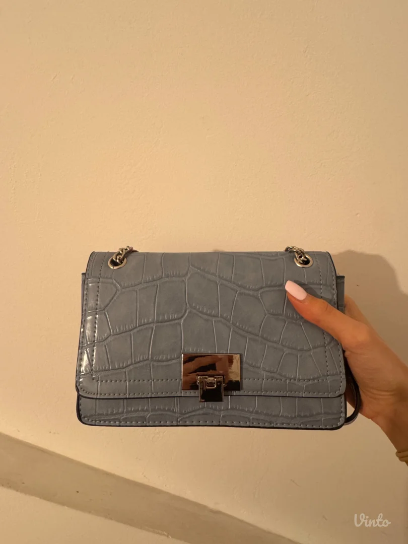 Stradivarius torbica